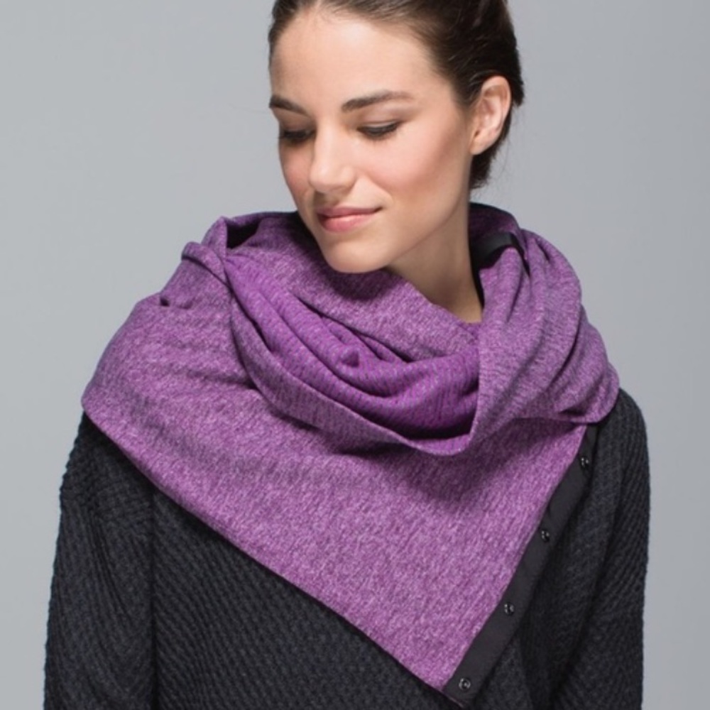 Lululemon Vinyasa Scarf